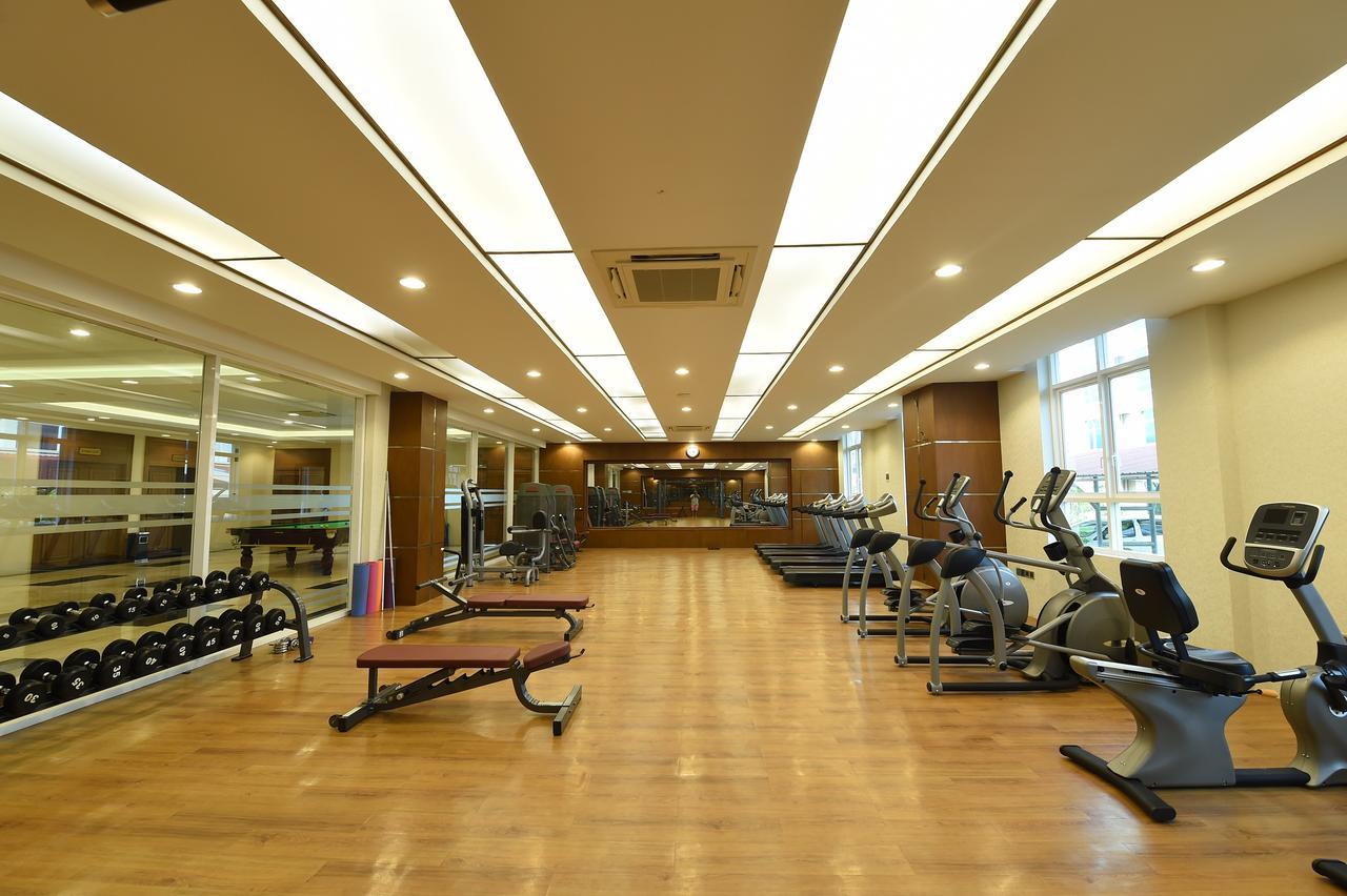 The Hotel Grand Ace Naypyidaw Bagian luar foto